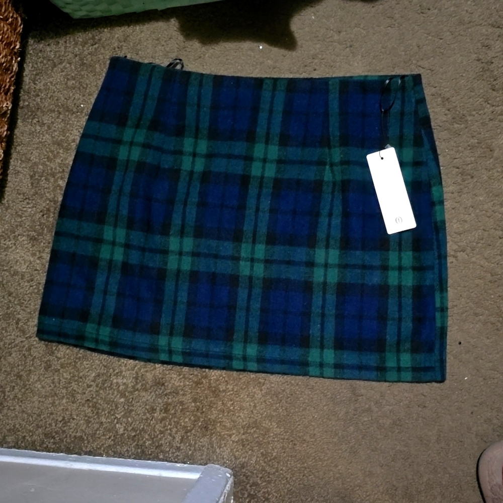 Fashion skirt with tag